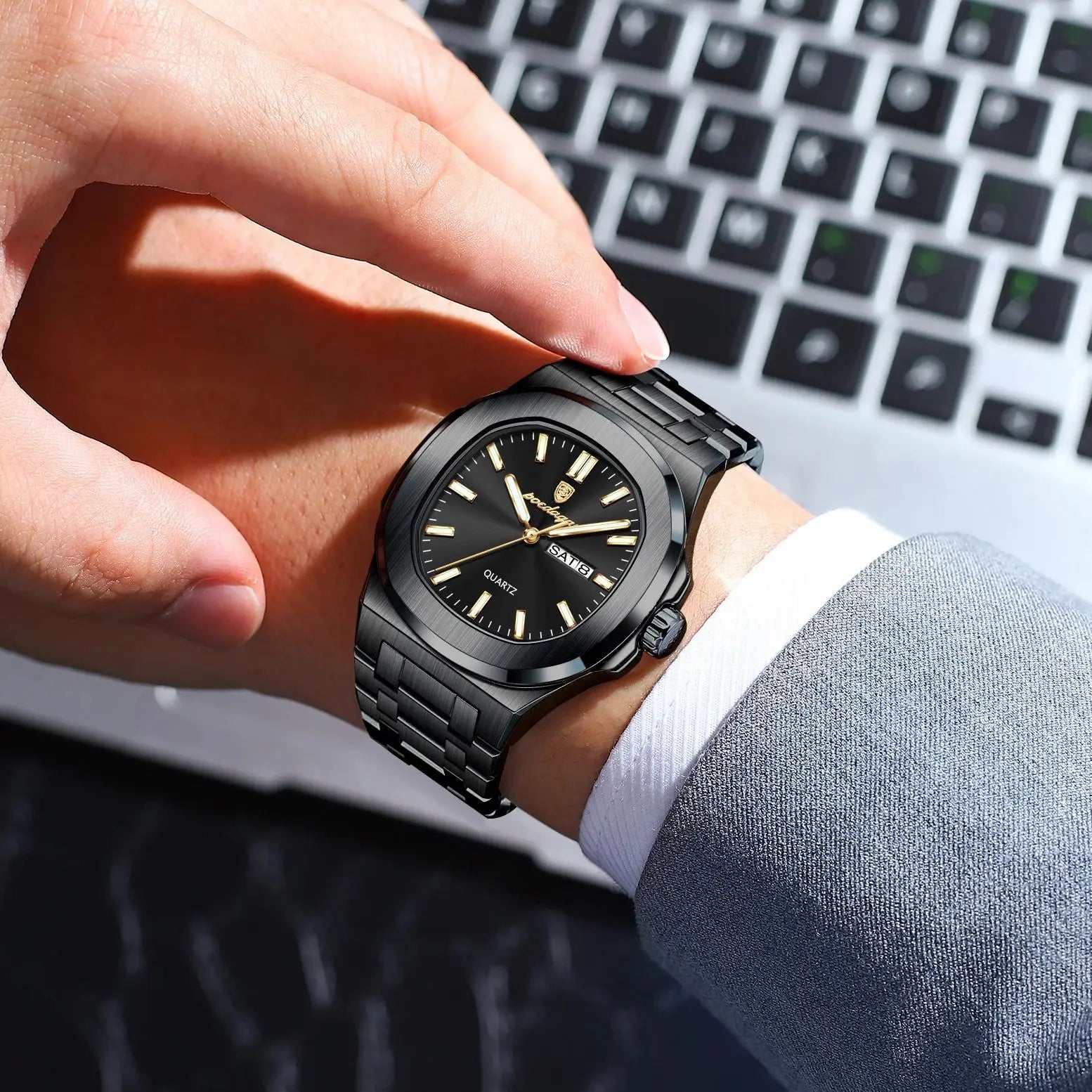 Monarch - Onyx Black